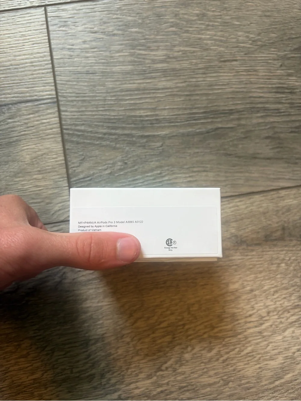 Apple AirPods Pro 3 never used (ONE DAY SHIPPING)